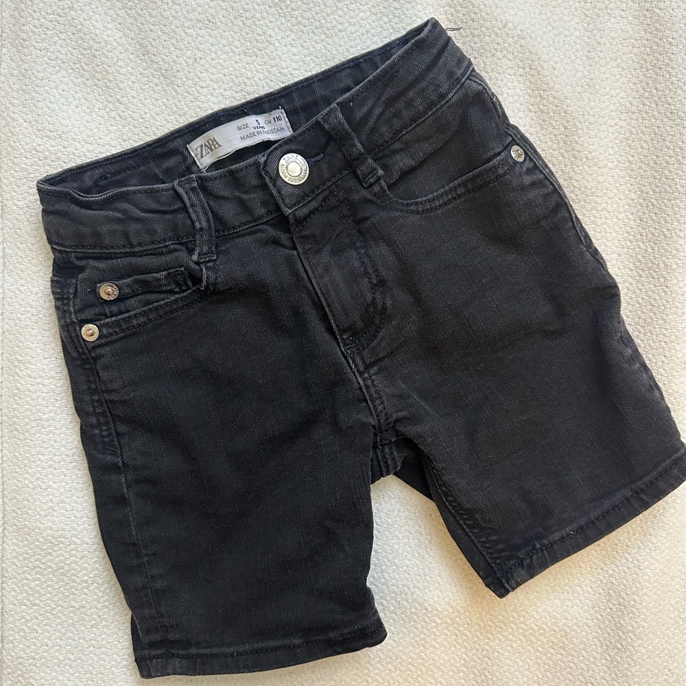 Zara Black Denim Shorts Slim Fit